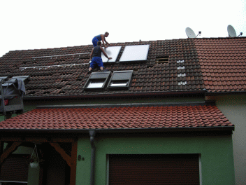 Montage einer Solaranlage durch Heizmeister Hefenbrock